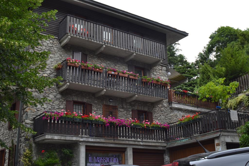 Maison Du Tata Antey-Saint-André Екстериор снимка